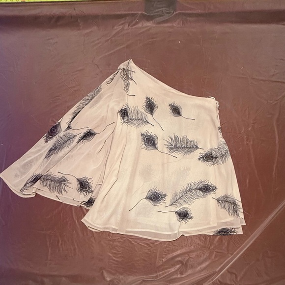 Vintage Y2K Topshop Cream/Black Flutter One Shoulder Feather Blouse Size 4/Small - Picture 2 of 10